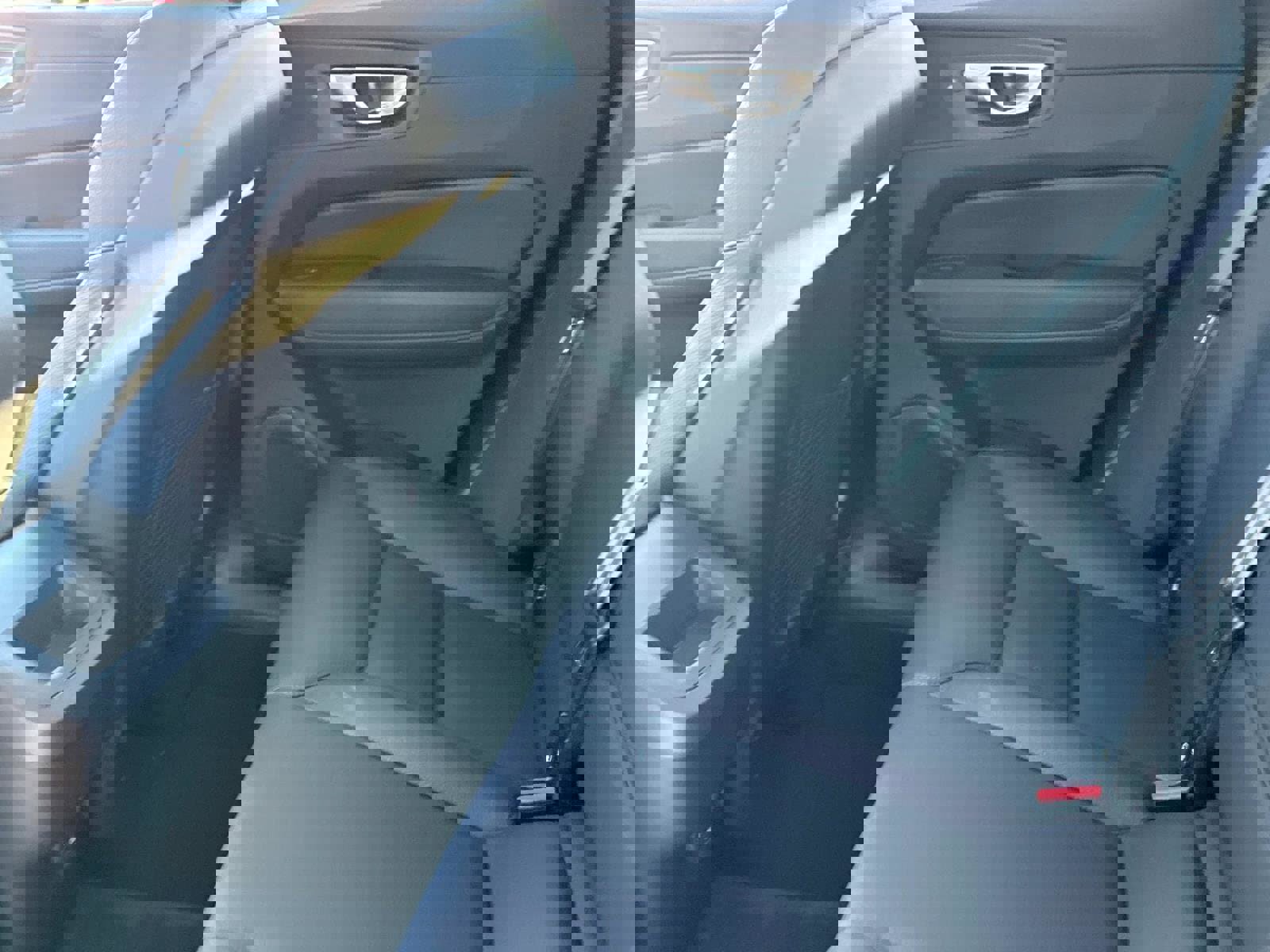 Certified 2025 Volvo XC60 B5 Plus image 12