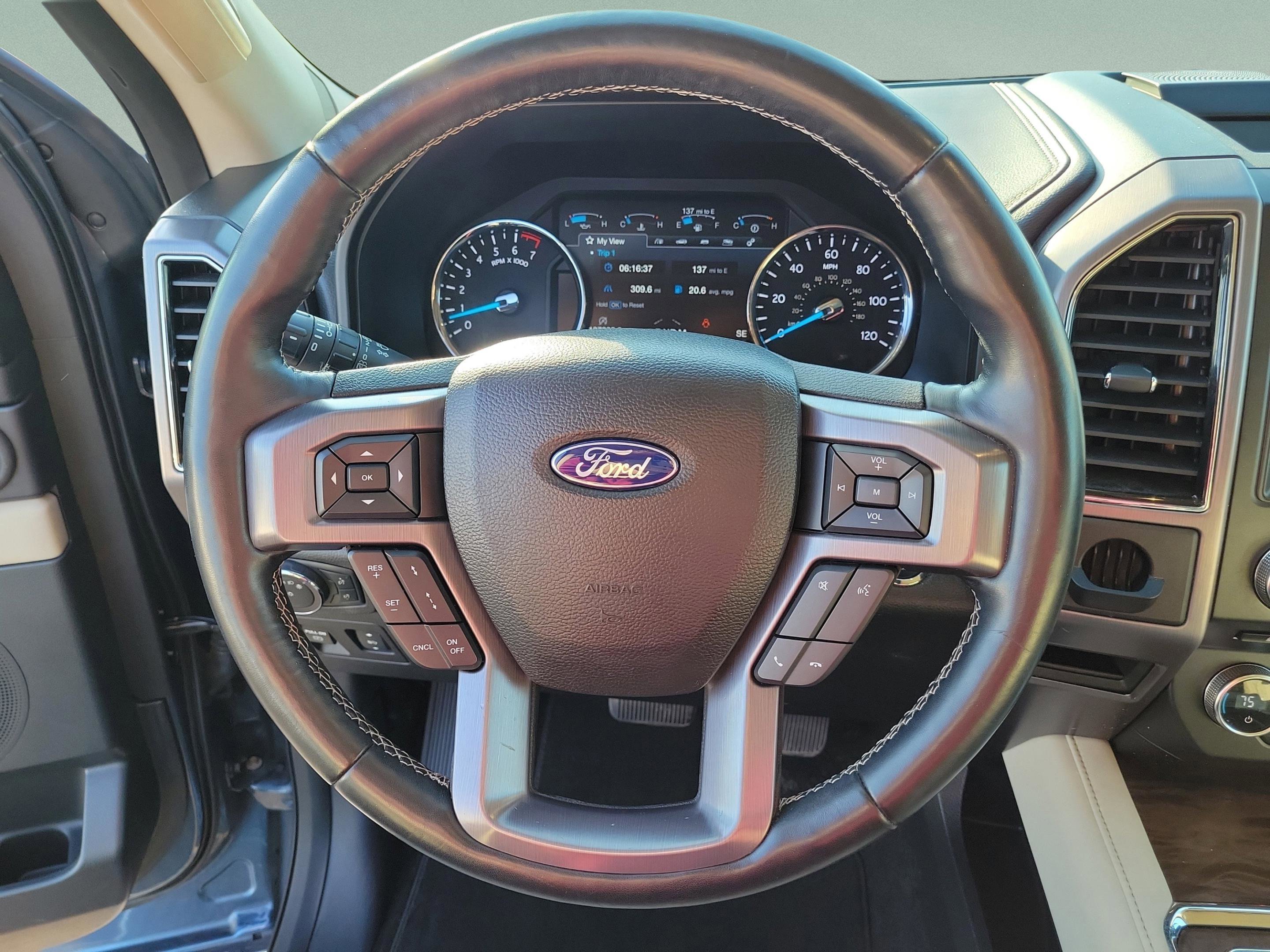 Used 2018 Ford Expedition Platinum image 24