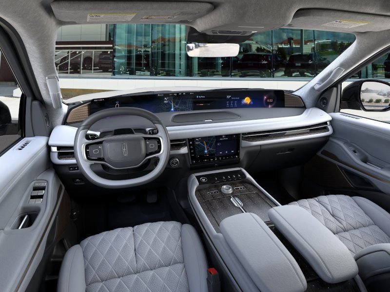 New 2026 Lincoln Navigator L Black Label AWD/4WD image 9