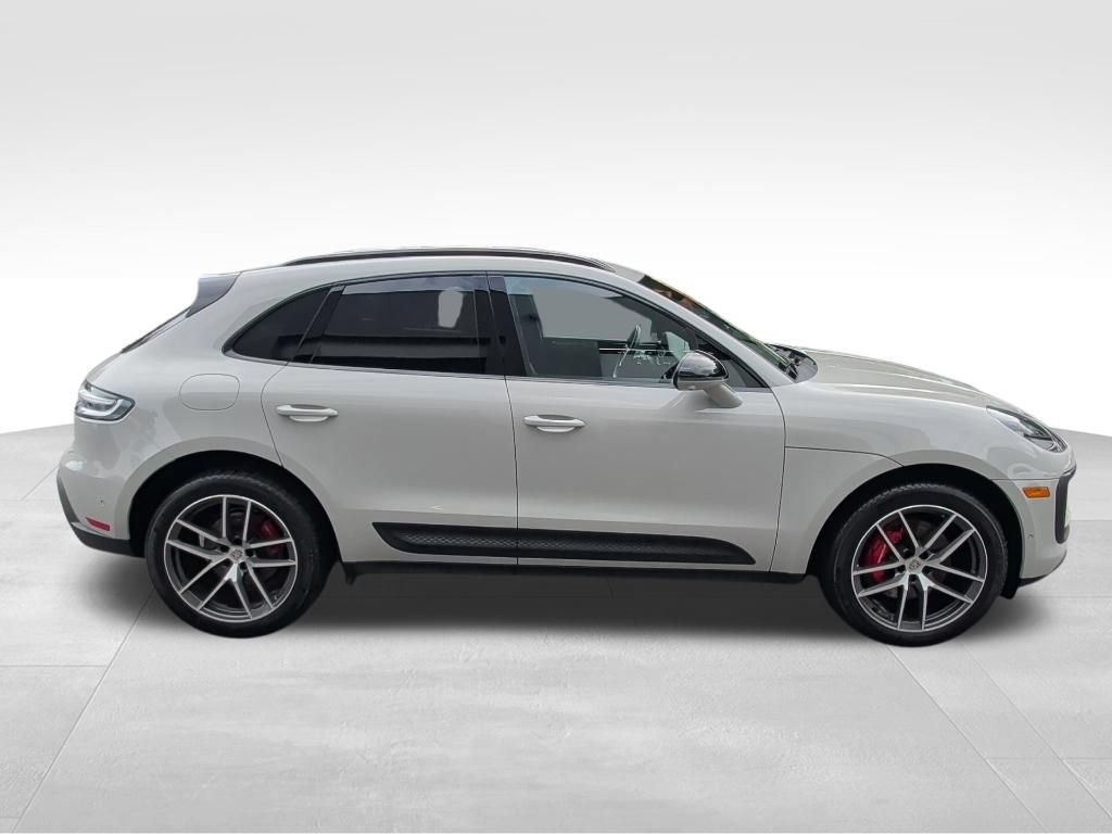 Used 2023 Porsche Macan S AWD/4WD image 6