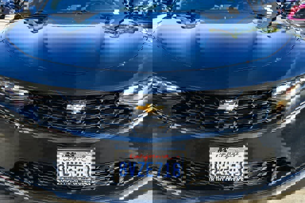 Used 2021 Chevrolet Camaro LT RWD image 5