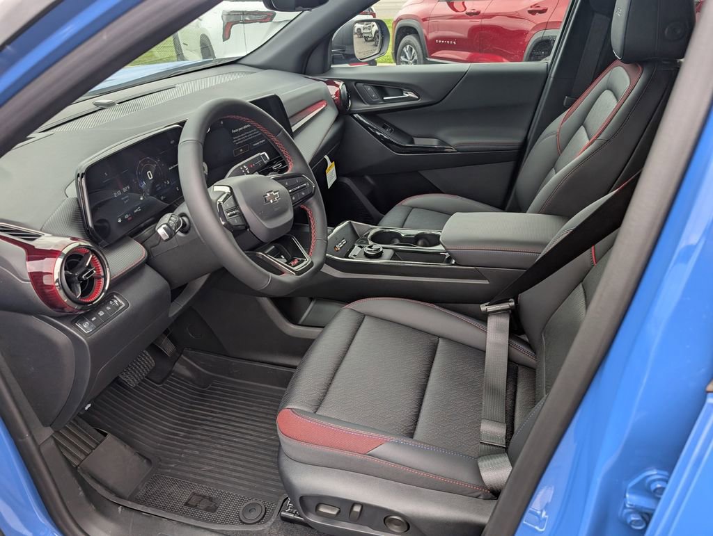 New 2026 Chevrolet Equinox RS w/ Convenience Package III AWD/4WD image 13