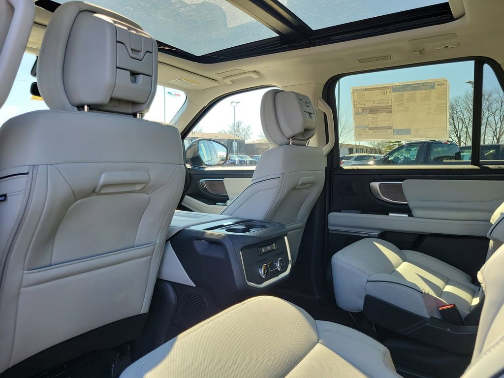 New 2026 Ford Expedition Max Platinum w/ Platinum Ultimate Package image 16