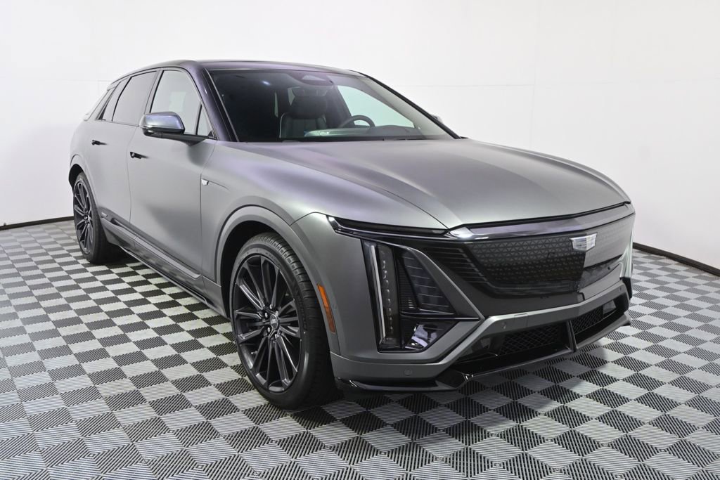 New 2026 Cadillac Lyriq V AWD/4WD image 9