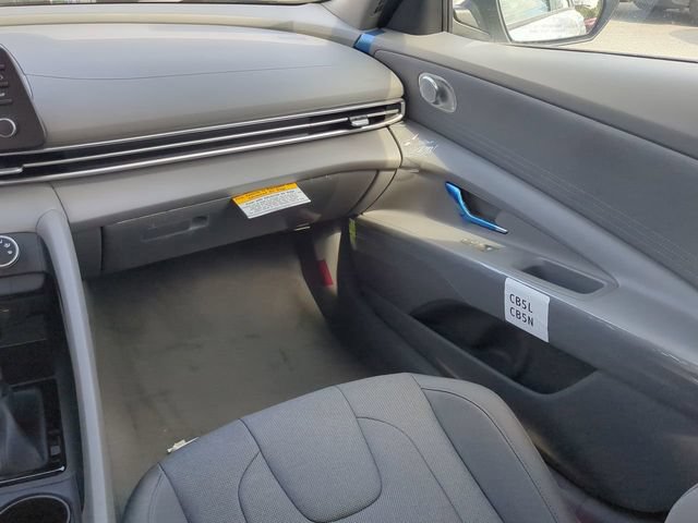 New 2026 Hyundai Elantra SE FWD image 16