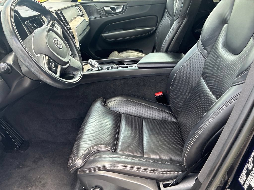 Used 2022 Volvo XC60 B6 Inscription AWD/4WD image 9