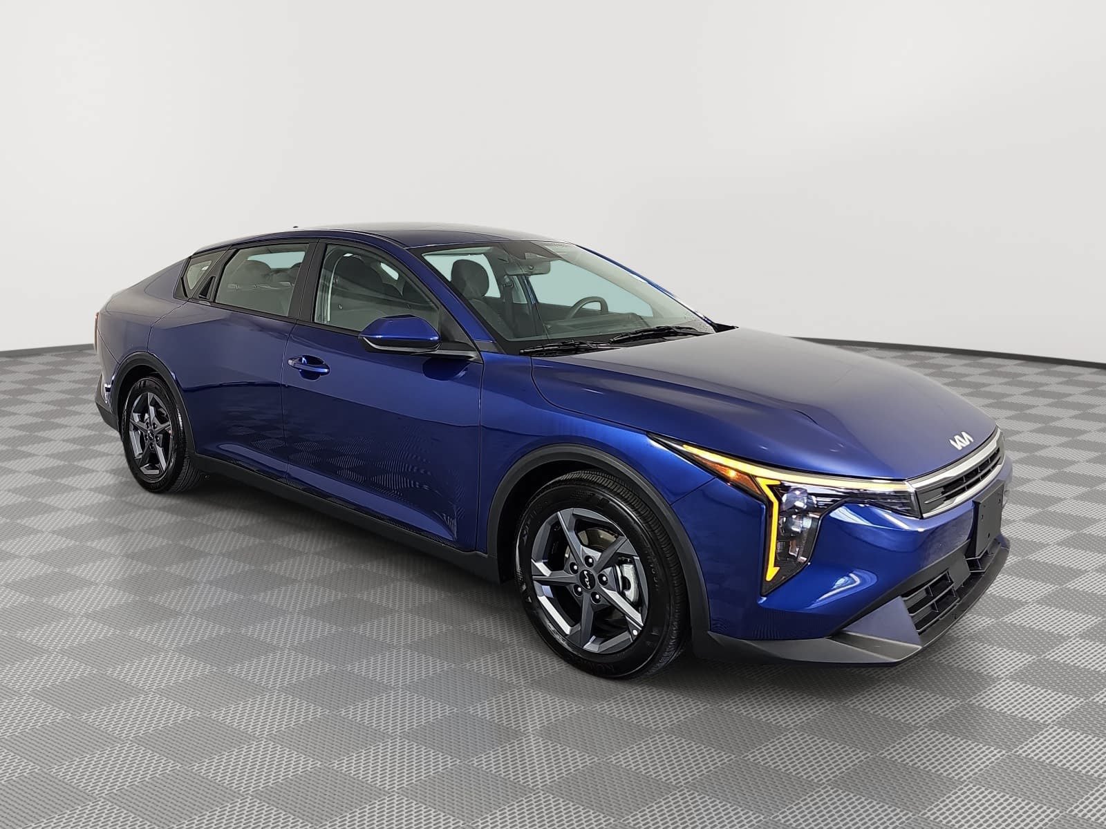 Used 2026 Kia K4 FWD image 2
