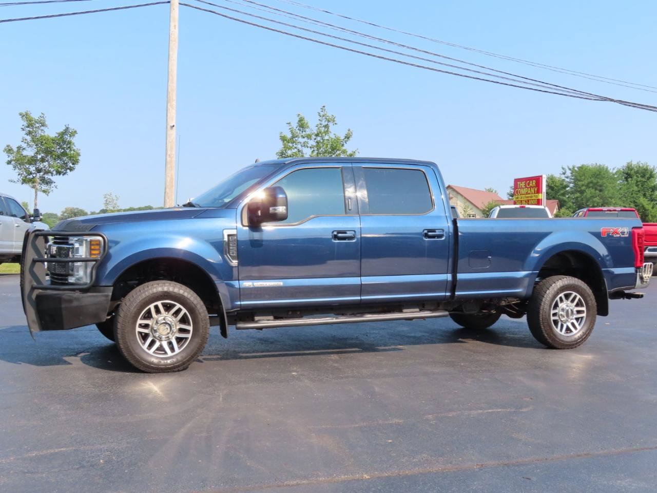 Used 2019 Ford F250 Lariat w/ FX4 Off-Road Package AWD/4WD image 2