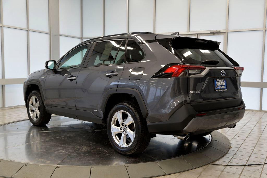 Used 2019 Toyota RAV4 Limited image 8