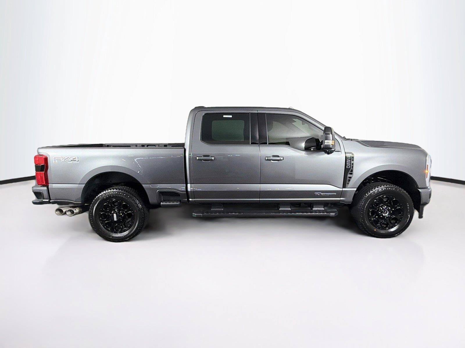 Used 2025 Ford F250 Lariat w/ Lariat Ultimate Package AWD/4WD image 12