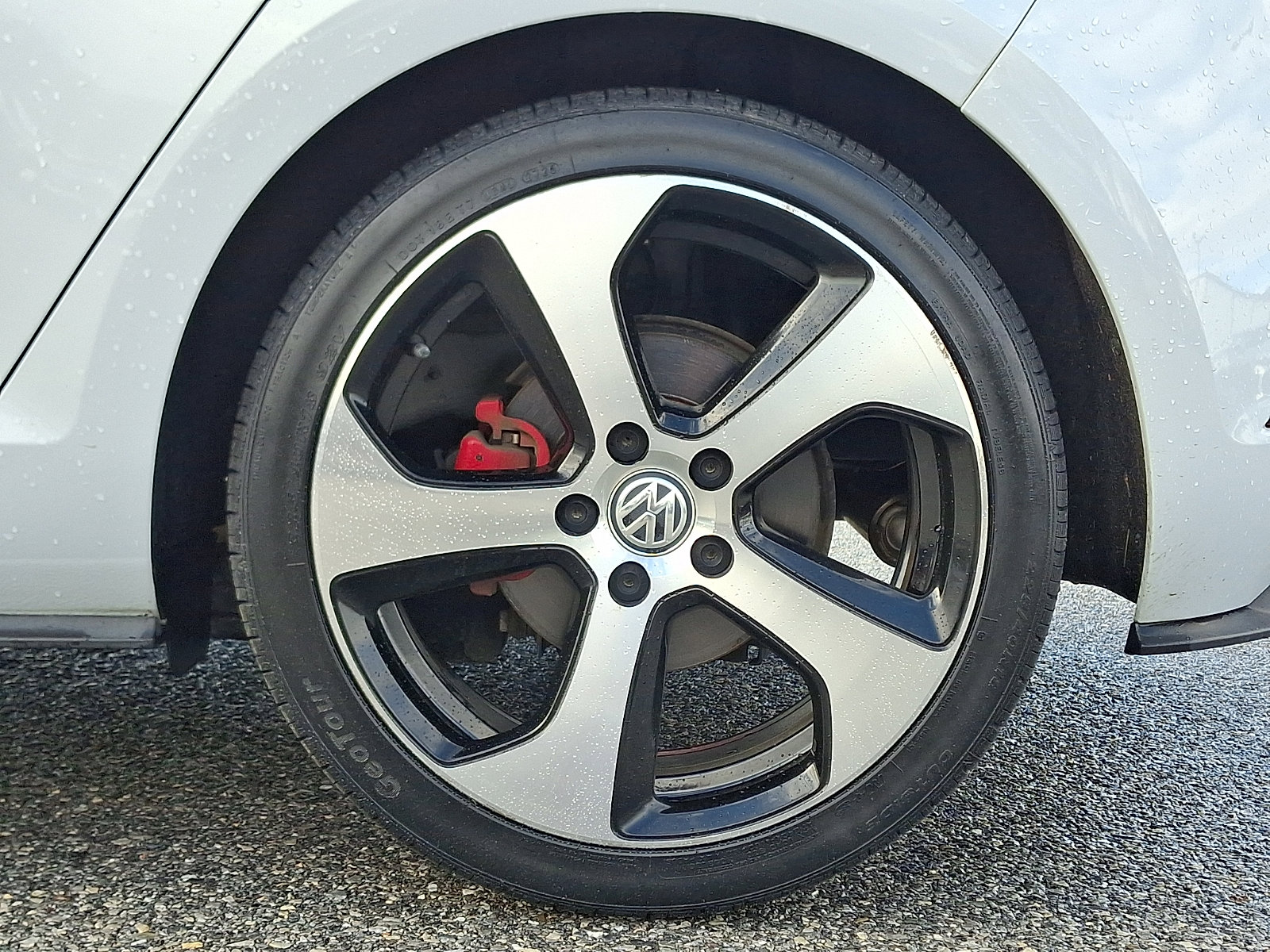 Used 2018 Volkswagen GTI S image 9