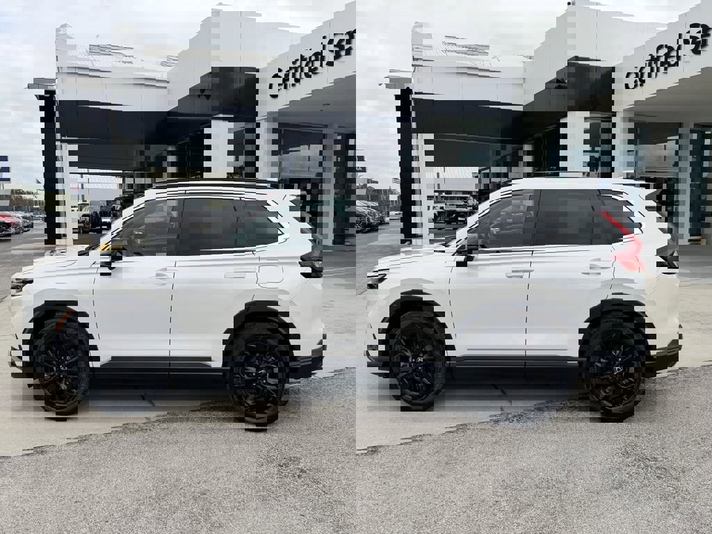 Used 2023 Honda CR-V Sport Touring image 8