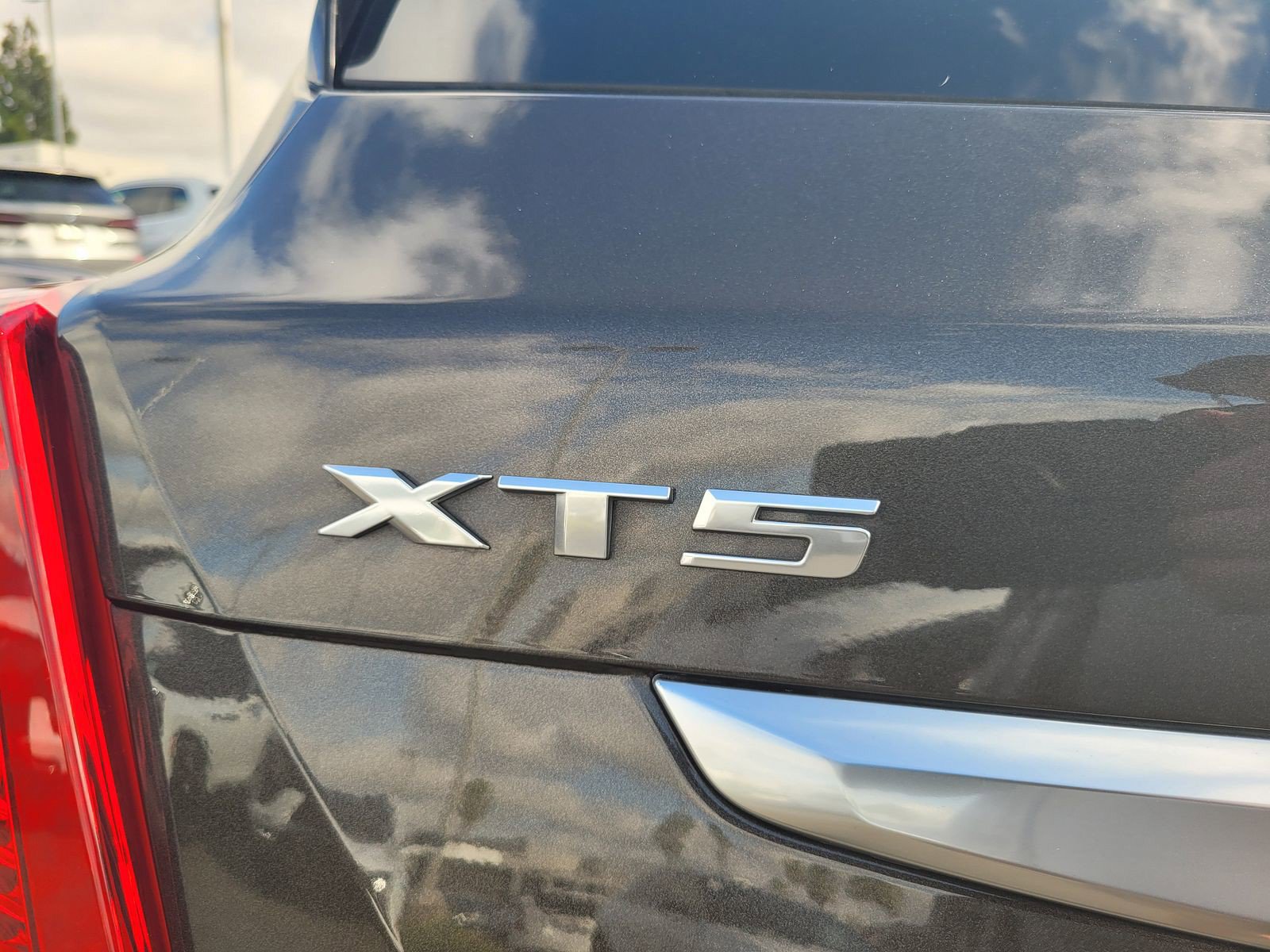 Used 2019 Cadillac XT5 Luxury FWD image 6