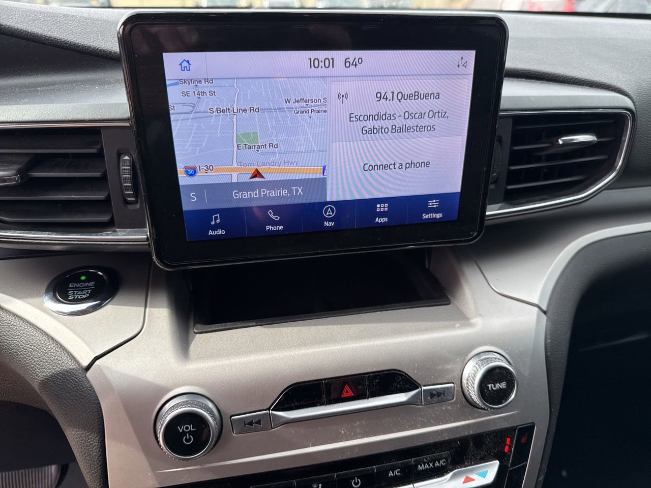 Used 2021 Ford Explorer XLT w/ Equipment Group 202A RWD image 23