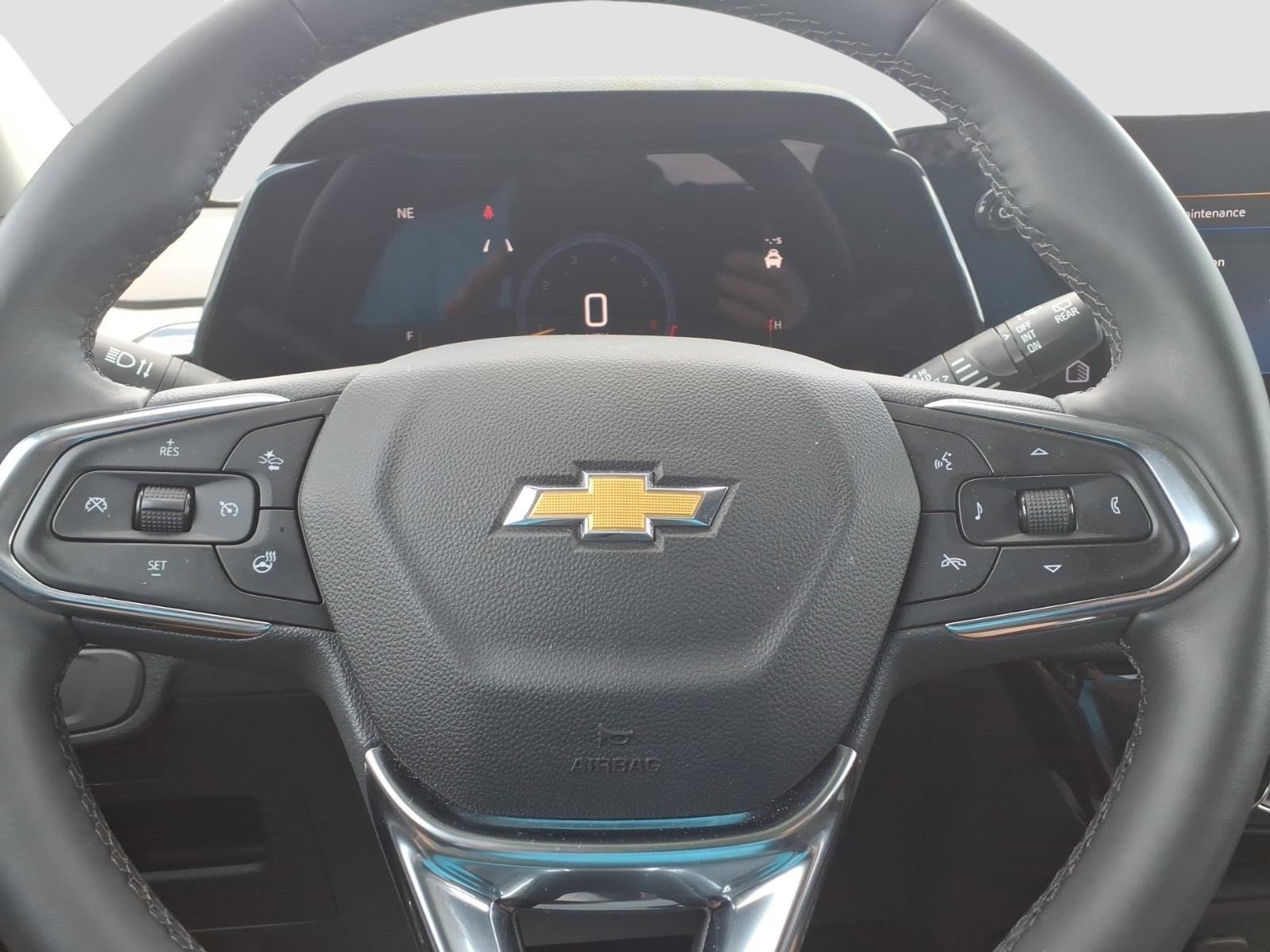Used 2025 Chevrolet TrailBlazer LT w/ Convenience Package AWD/4WD image 23