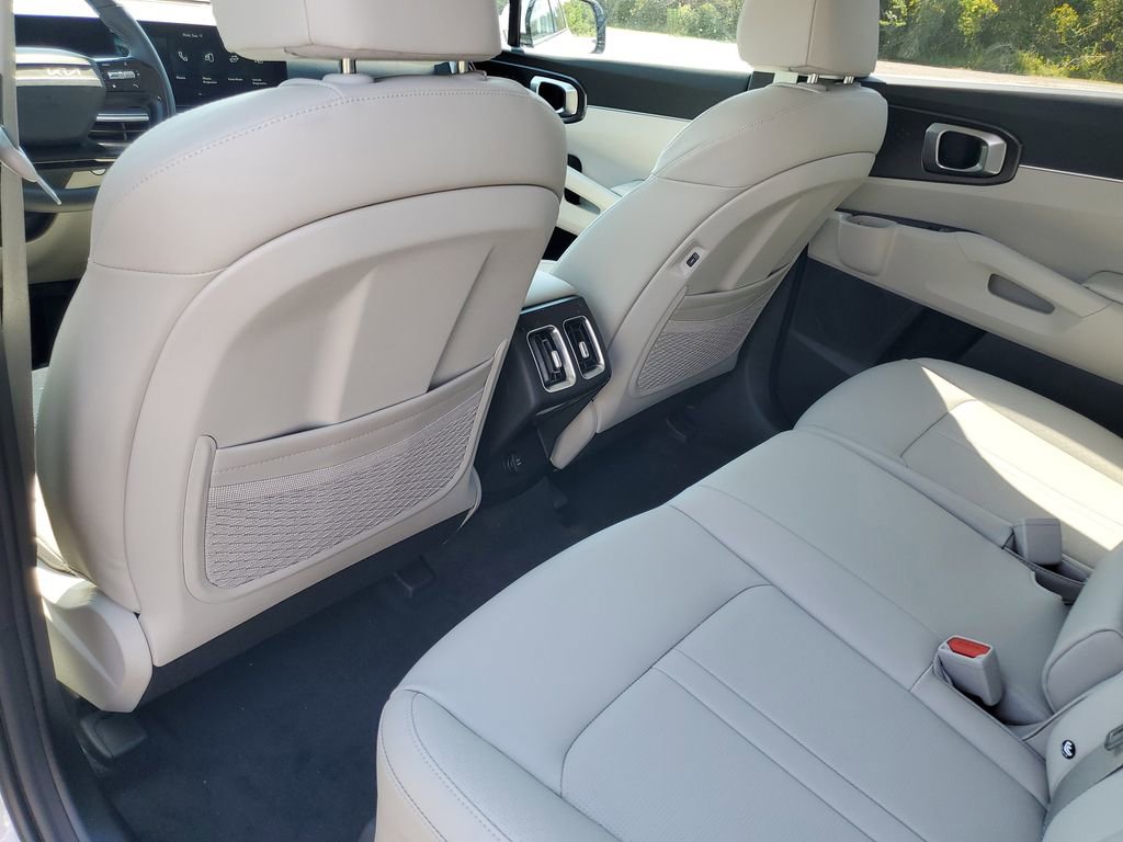 New 2026 Kia Sorento S w/ S Panoramic Sunroof Package FWD image 22