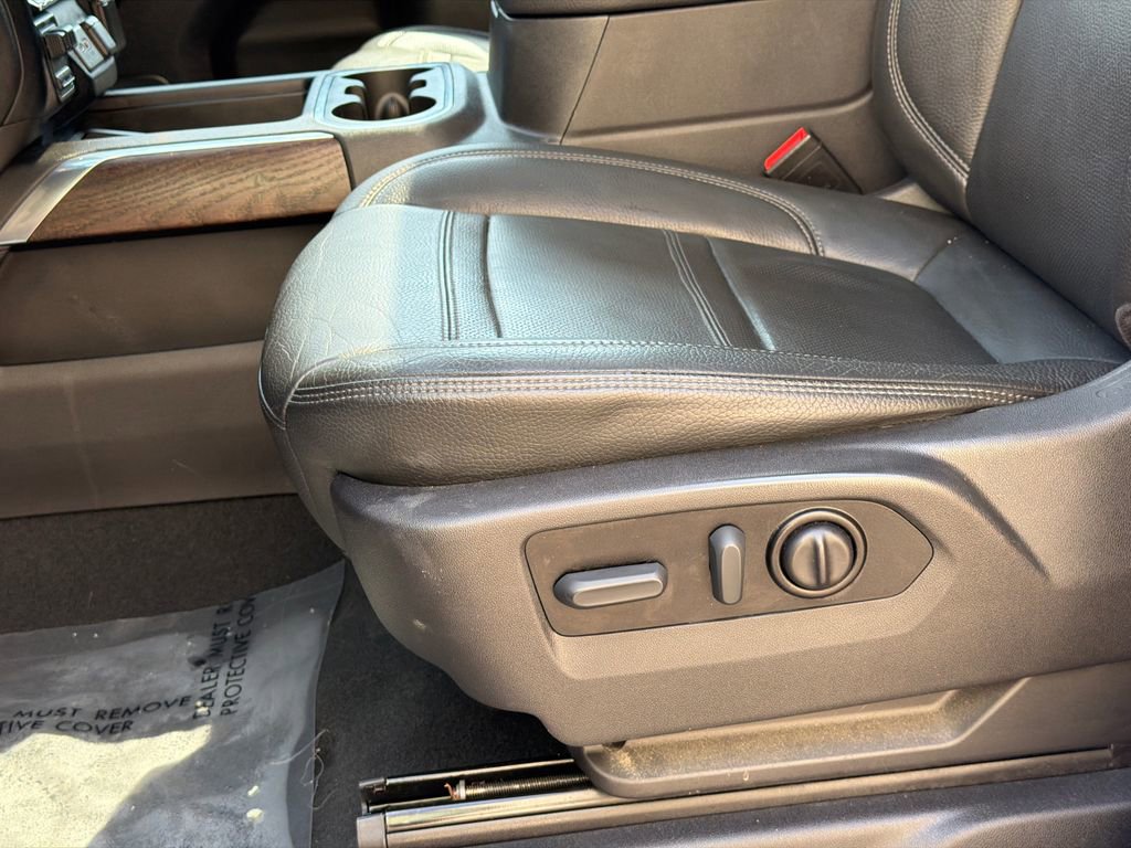 Used 2022 GMC Sierra 1500 Denali w/ Denali Premium Package image 19