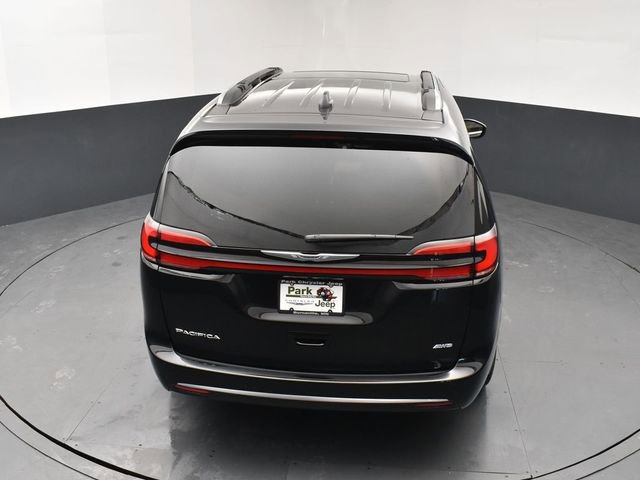 New 2026 Chrysler Pacifica Pinnacle AWD/4WD image 17
