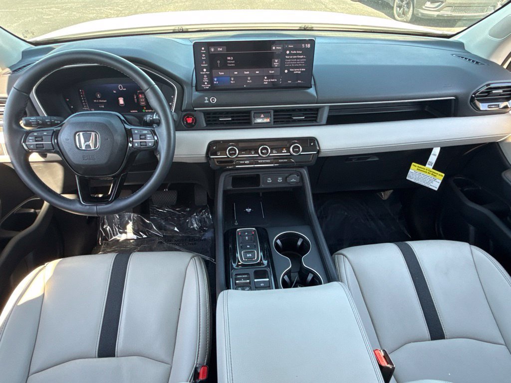 Certified 2026 Honda Pilot EX-L image 3