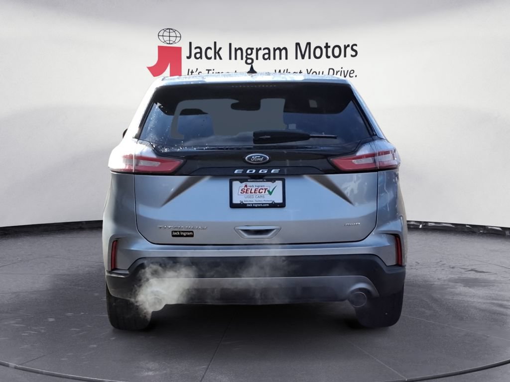 Used 2022 Ford Edge Titanium w/ Equipment Group 301A AWD/4WD image 4