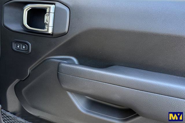 Used 2025 Jeep Gladiator Willys image 19