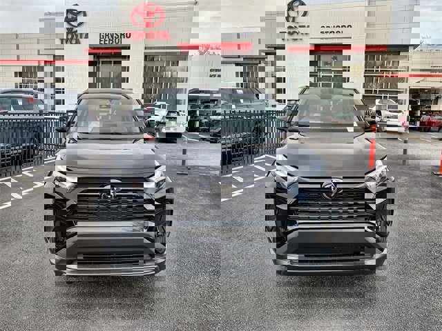 New 2025 Toyota RAV4 LE image 3