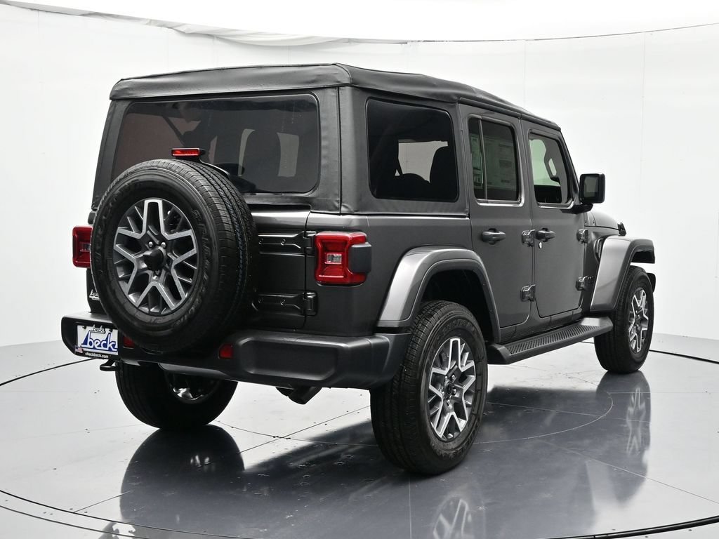 New 2025 Jeep Wrangler Unlimited Sahara w/ Technology Group AWD/4WD image 5