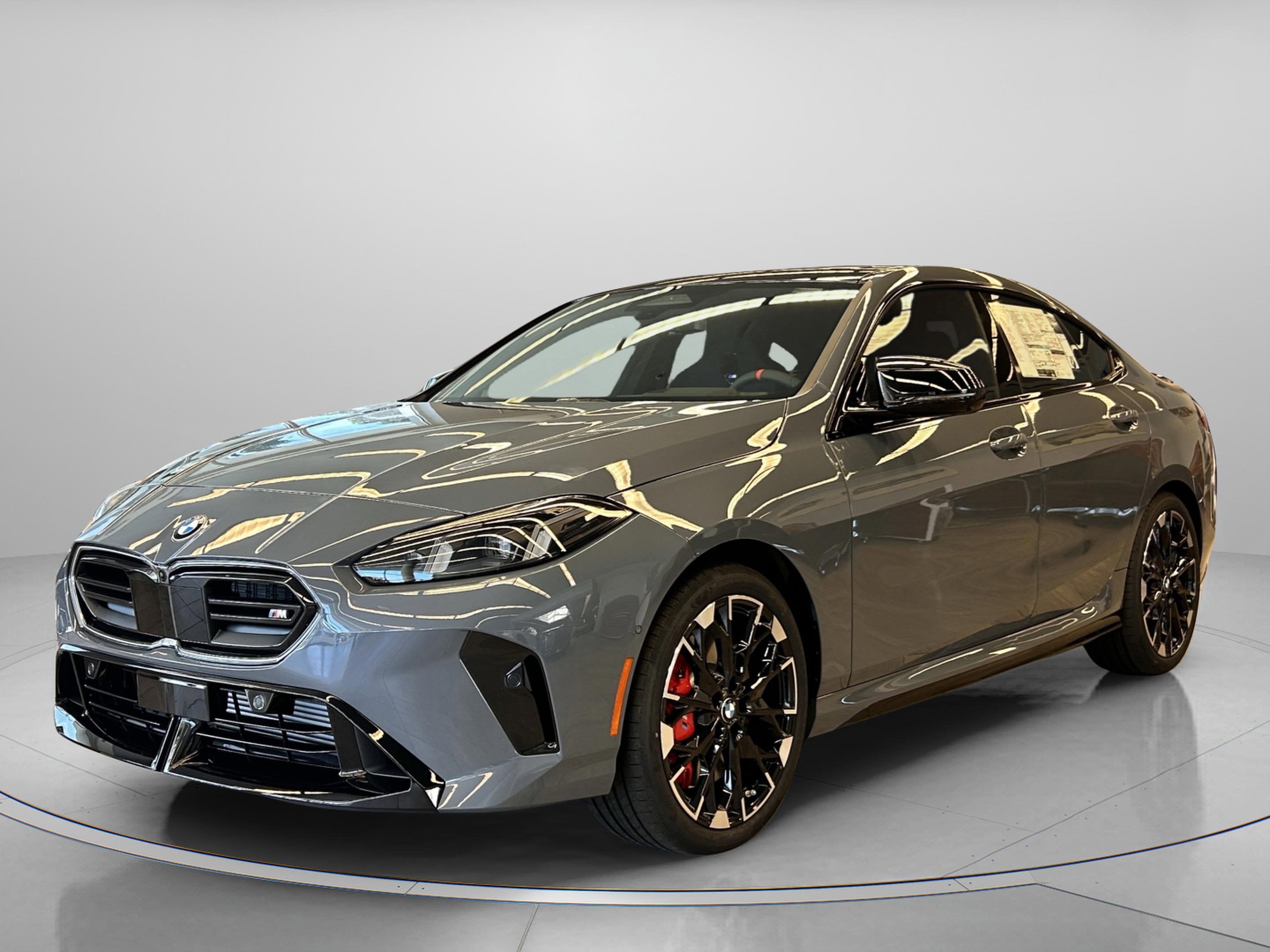 Used 2026 BMW M235i xDrive w/ Technology Package image 2