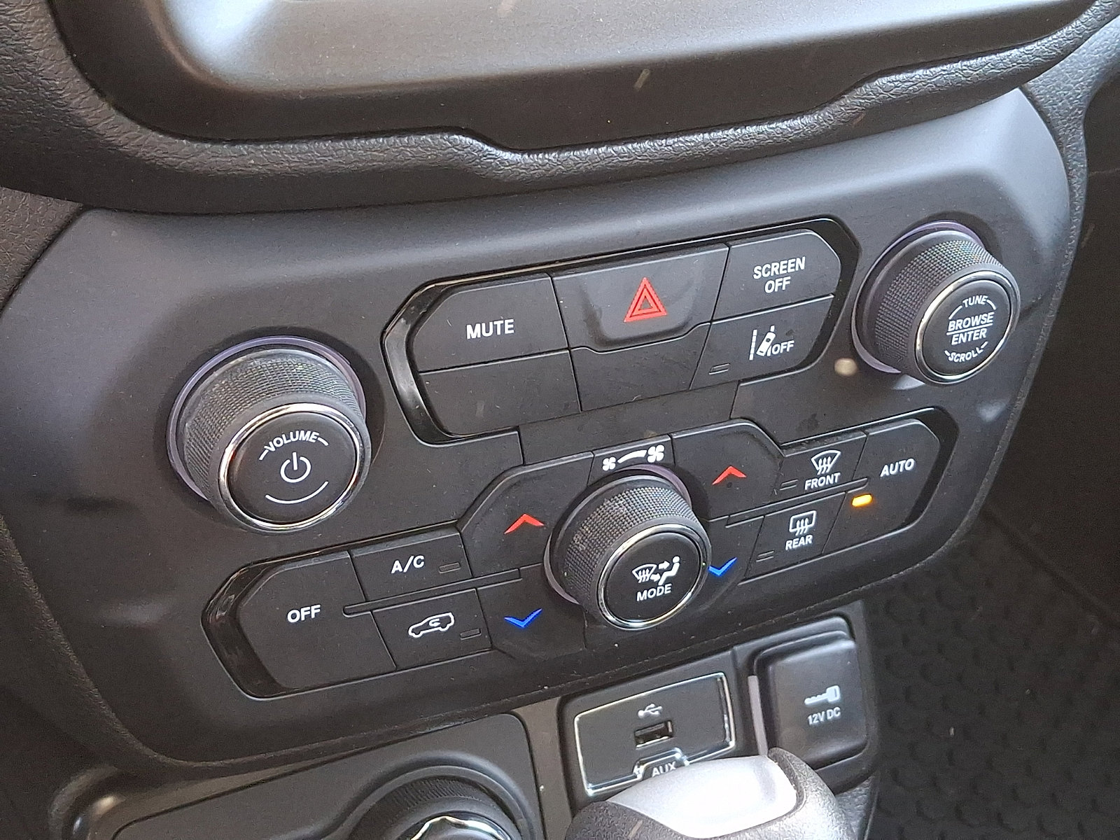 Used 2022 Jeep Renegade Latitude image 17