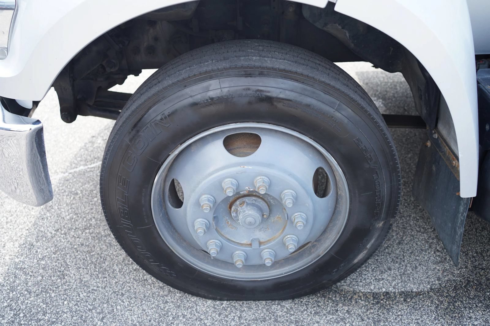 Used 2019 Ford F650 2WD Crew Cab Super Duty image 31