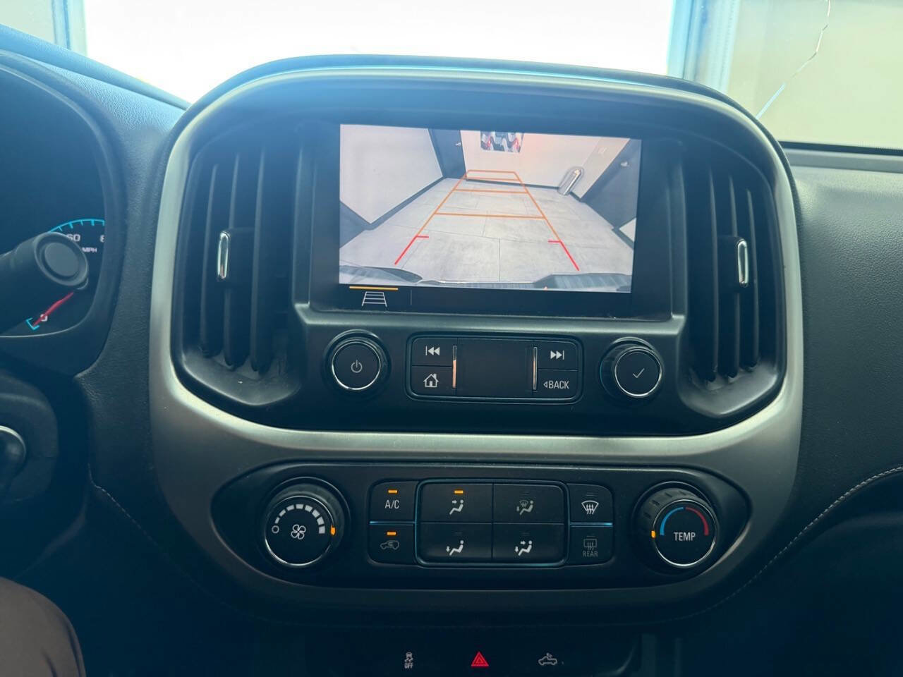 Used 2020 GMC Canyon SLE w/ Elevation Edition image 12