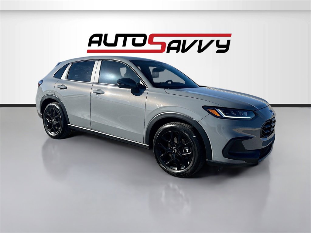 Used 2025 Honda HR-V Sport image 1