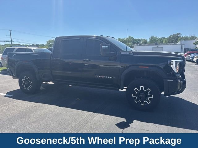 Used 2024 GMC Sierra 2500 AT4X image 4