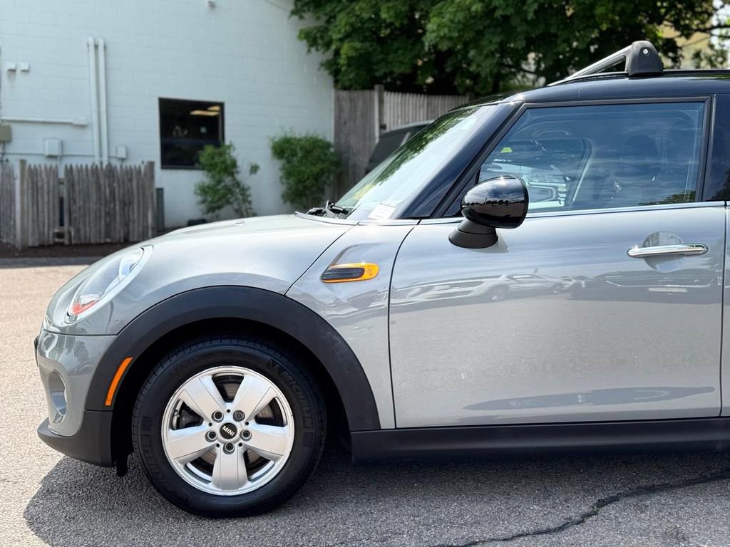 Used 2016 MINI Cooper 4-Door Hardtop FWD image 10