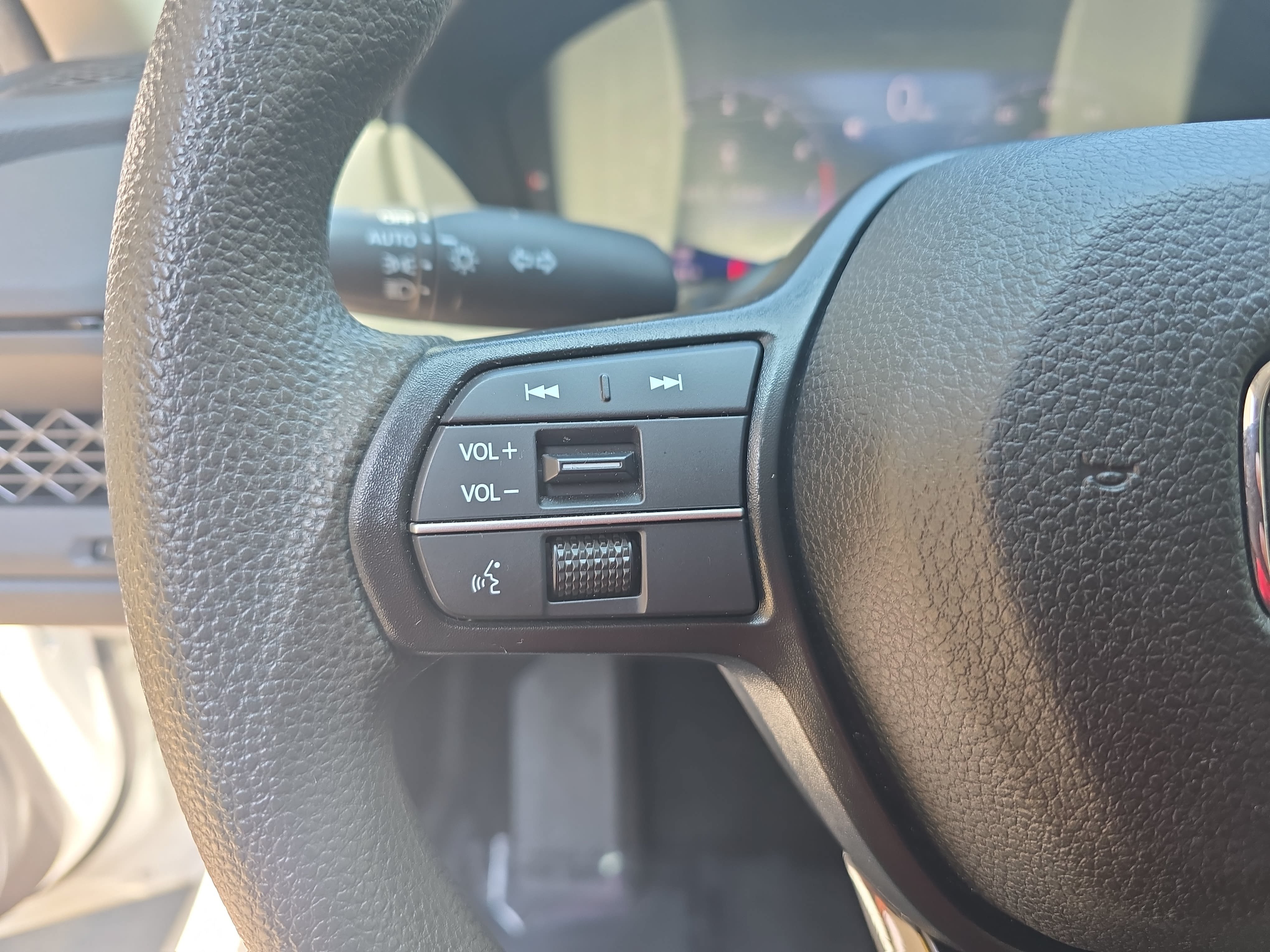 Used 2023 Honda Accord EX image 17
