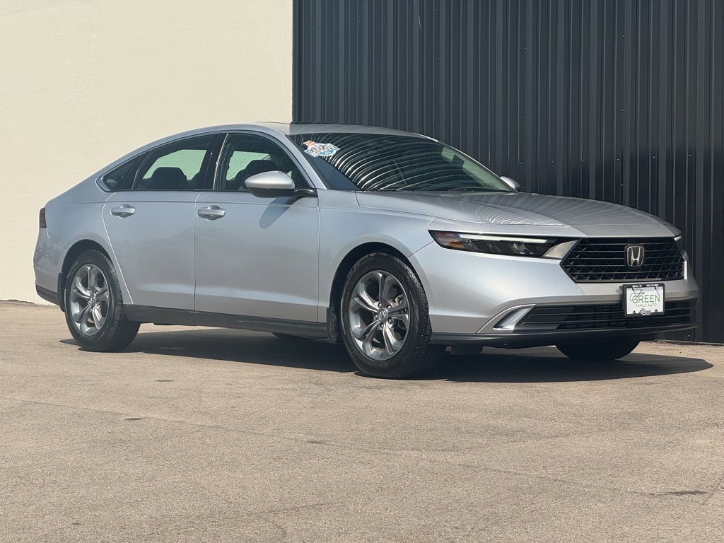 Used 2024 Honda Accord EX image 4