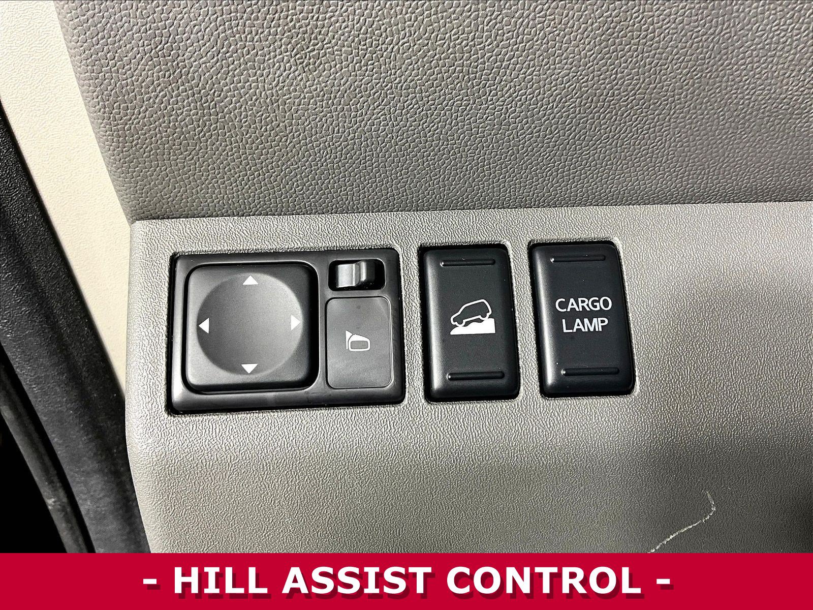 Used 2015 Nissan Frontier SL AWD/4WD image 37