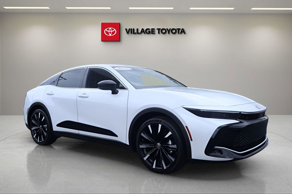 Certified 2026 Toyota Crown Platinum AWD/4WD image 7