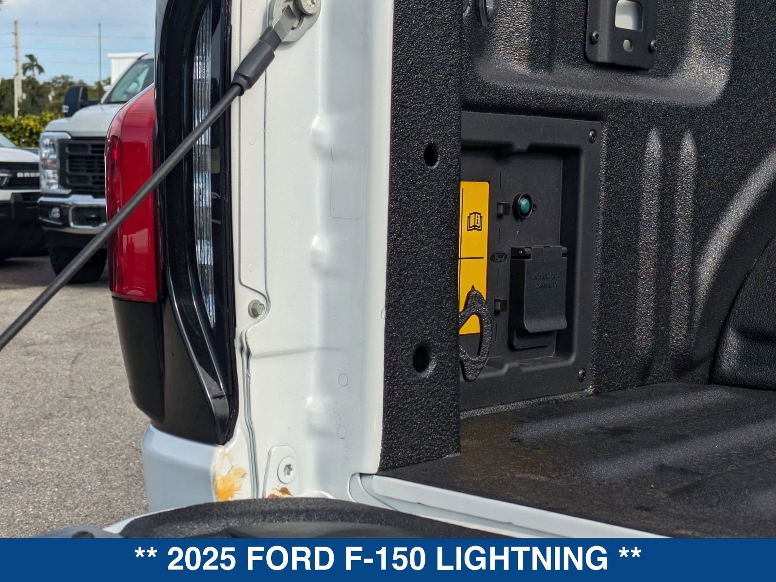 New 2025 Ford F150 Lightning Lariat image 15