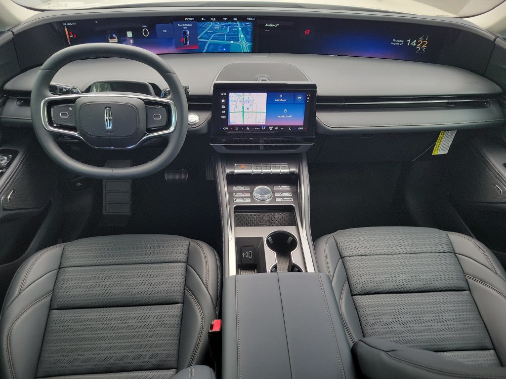 New 2026 Lincoln Nautilus Reserve w/ Jet Appearance Package AWD/4WD image 10