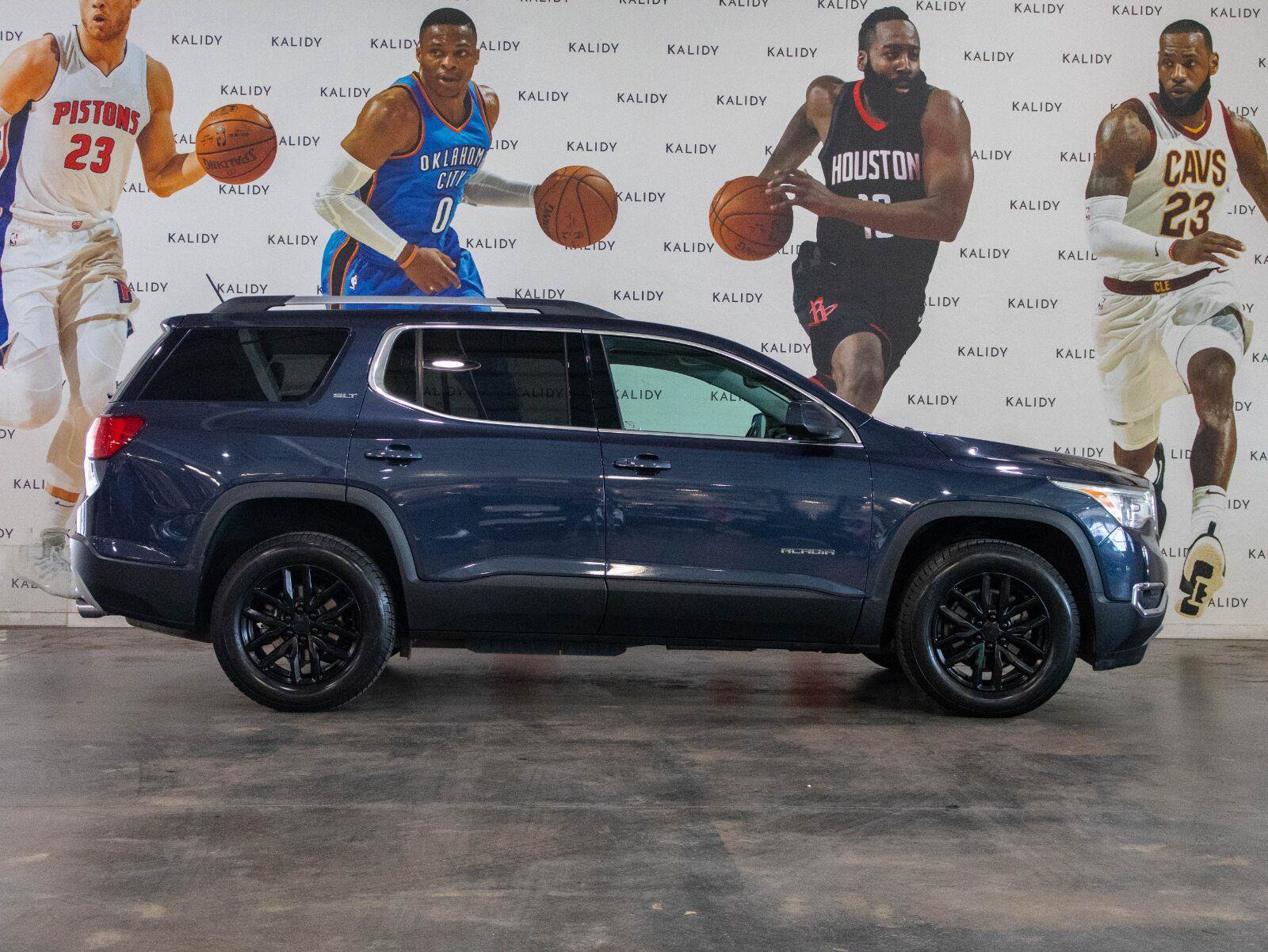 Used 2019 GMC Acadia SLT AWD/4WD image 18