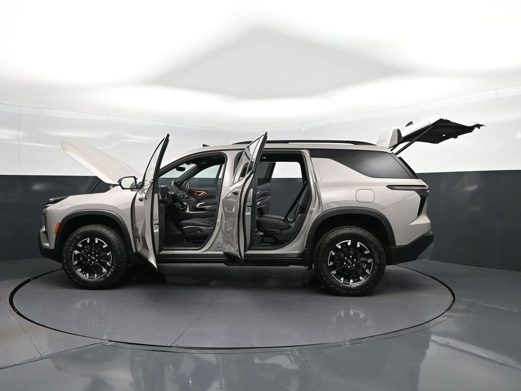 New 2026 Chevrolet Traverse Z71 w/ Enhanced Driving Package AWD/4WD image 48