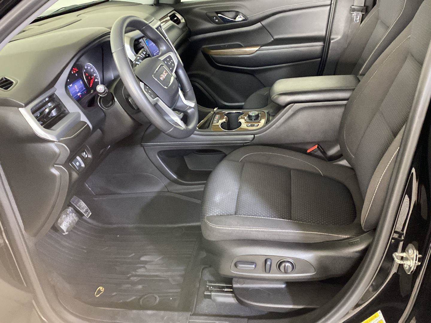 Used 2022 GMC Acadia SLE w/ Driver Convenience Package AWD/4WD image 13