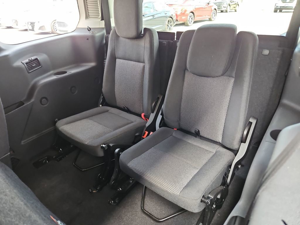 Used 2018 Ford Transit Connect XL image 25