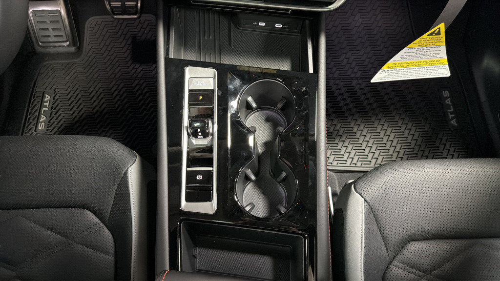 New 2026 Volkswagen Atlas Peak Edition AWD/4WD image 40