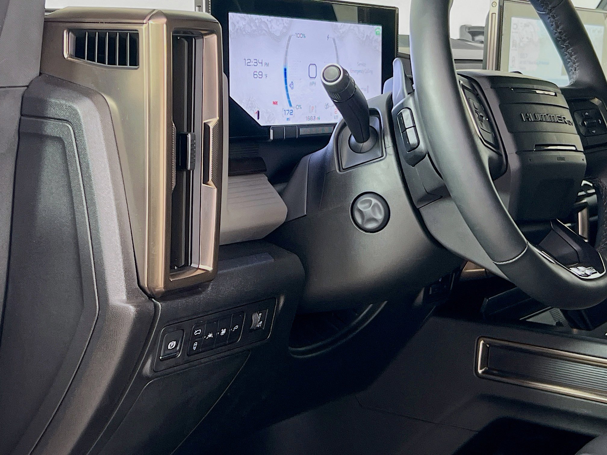 Used 2024 GMC Hummer EV 2X w/ LPO, Illumination Package image 10