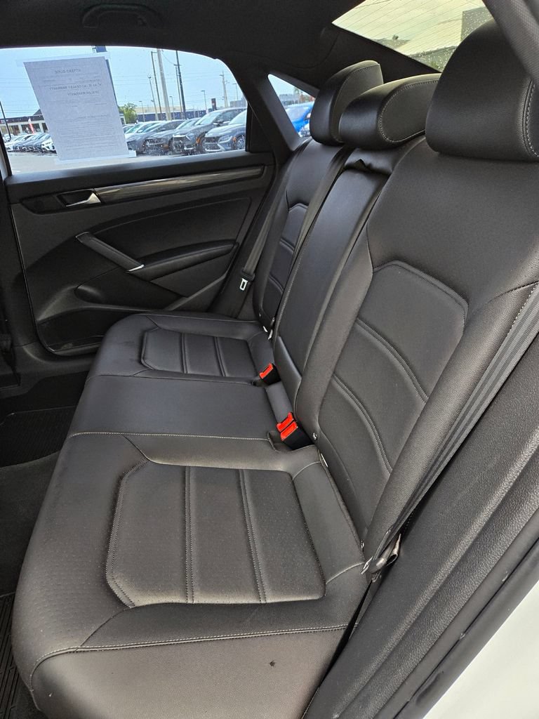 Used 2021 Volkswagen Passat 2.0T R-Line FWD image 42