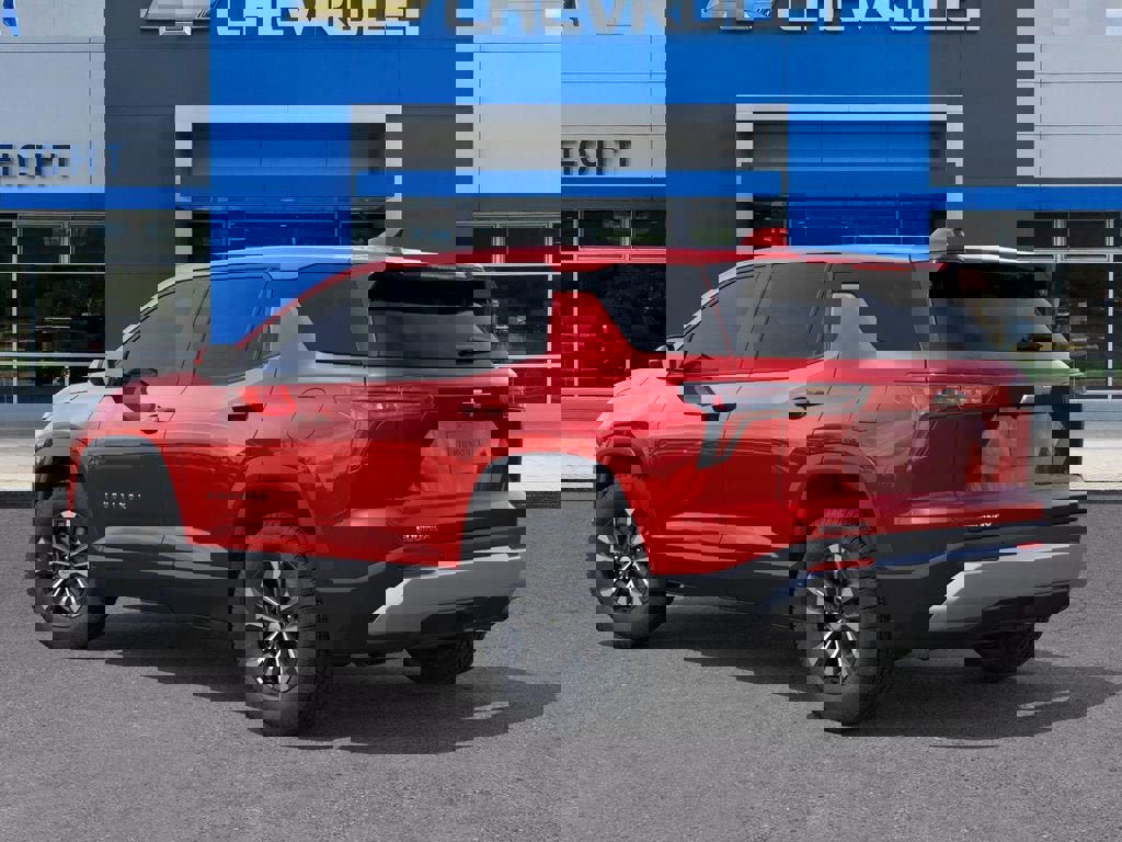 New 2026 Chevrolet Equinox LT image 3