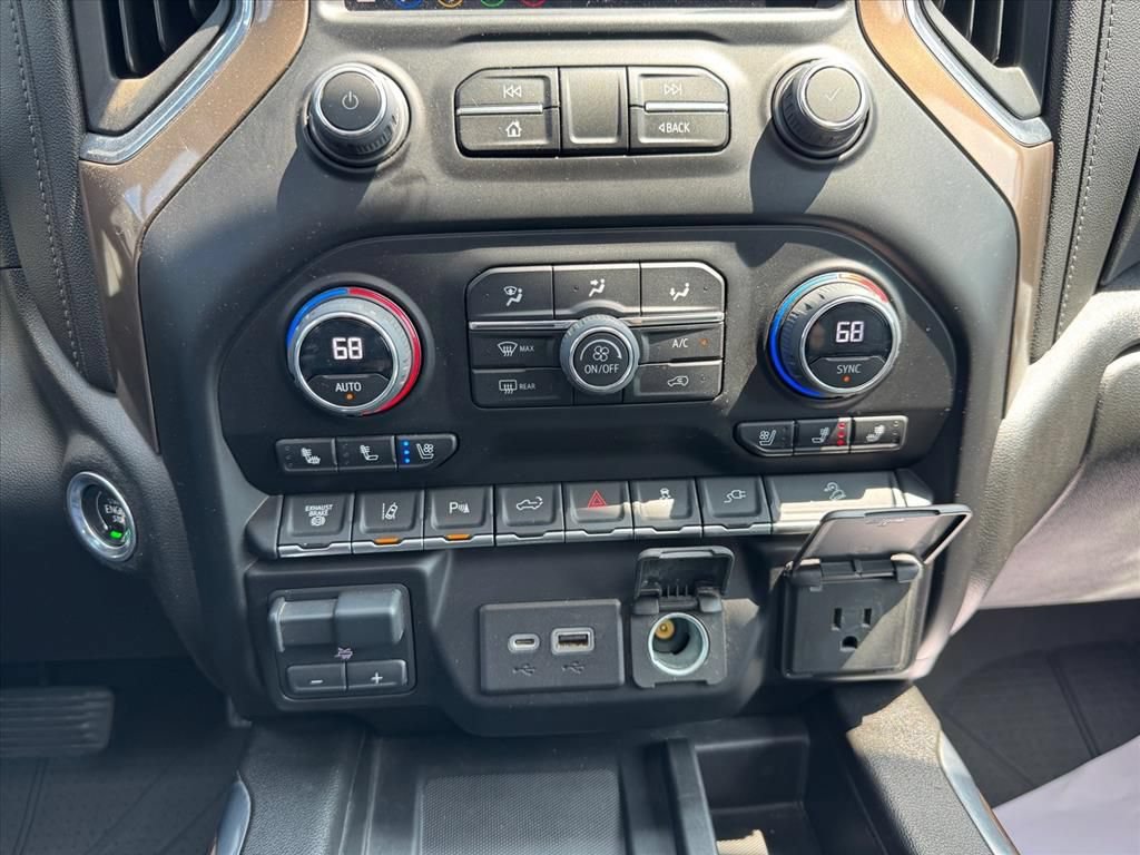 Used 2023 Chevrolet Silverado 2500 High Country w/ Z71 Off-Road Package AWD/4WD image 22
