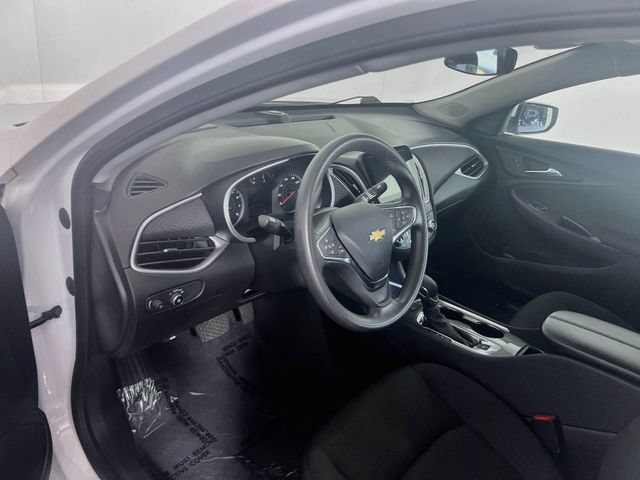 Used 2025 Chevrolet Malibu LT FWD image 10